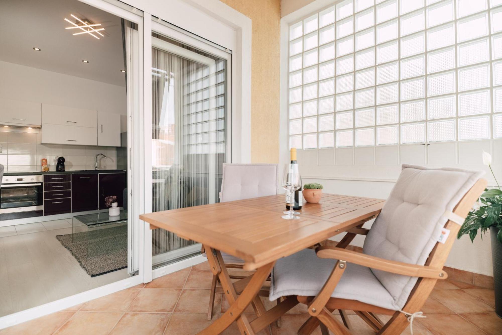 Modern Apartments With Loggia Terrace And Parking Zadar Exteriör bild